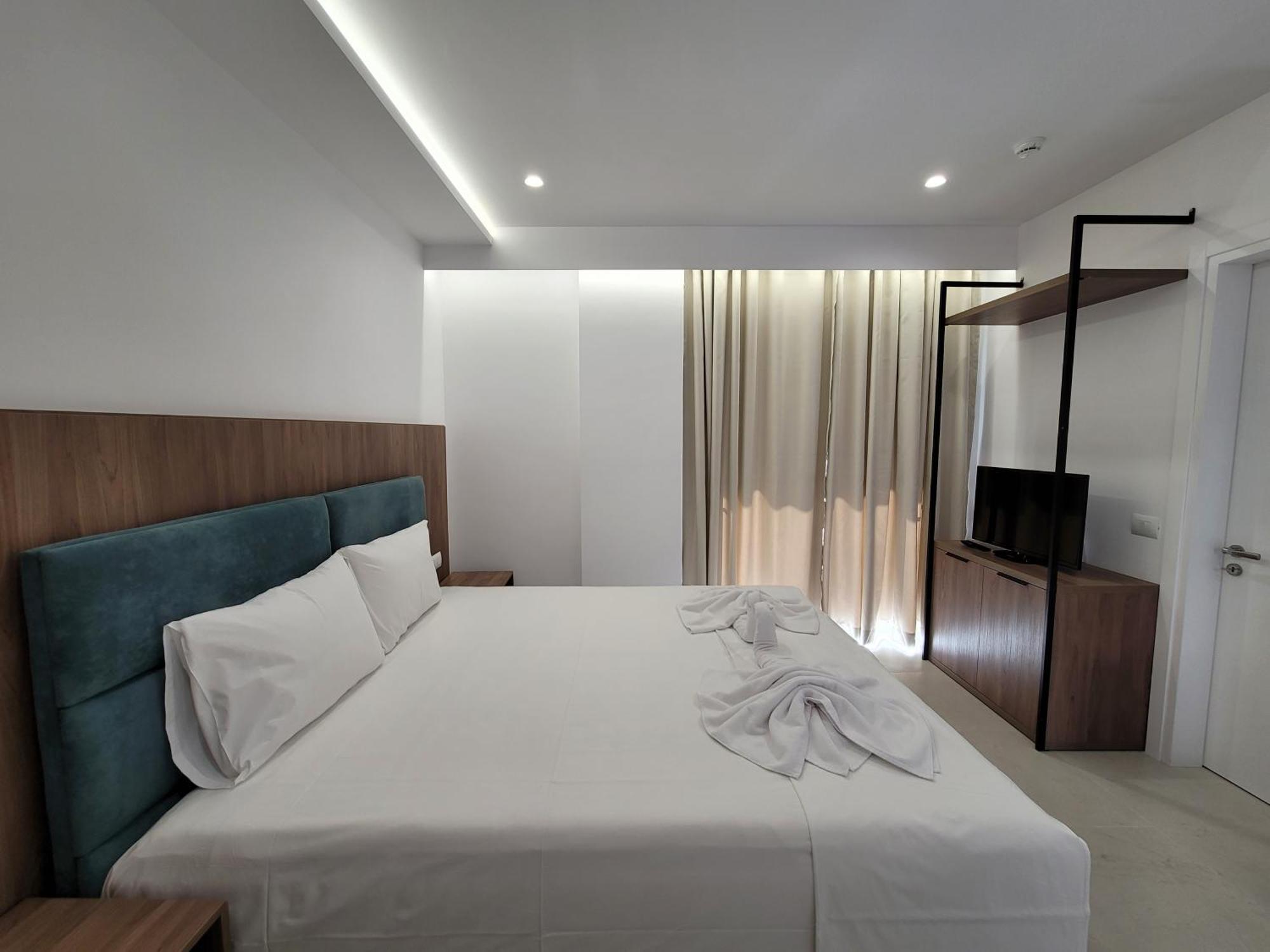 קסאמיל Prestige Hotel מראה חיצוני תמונה