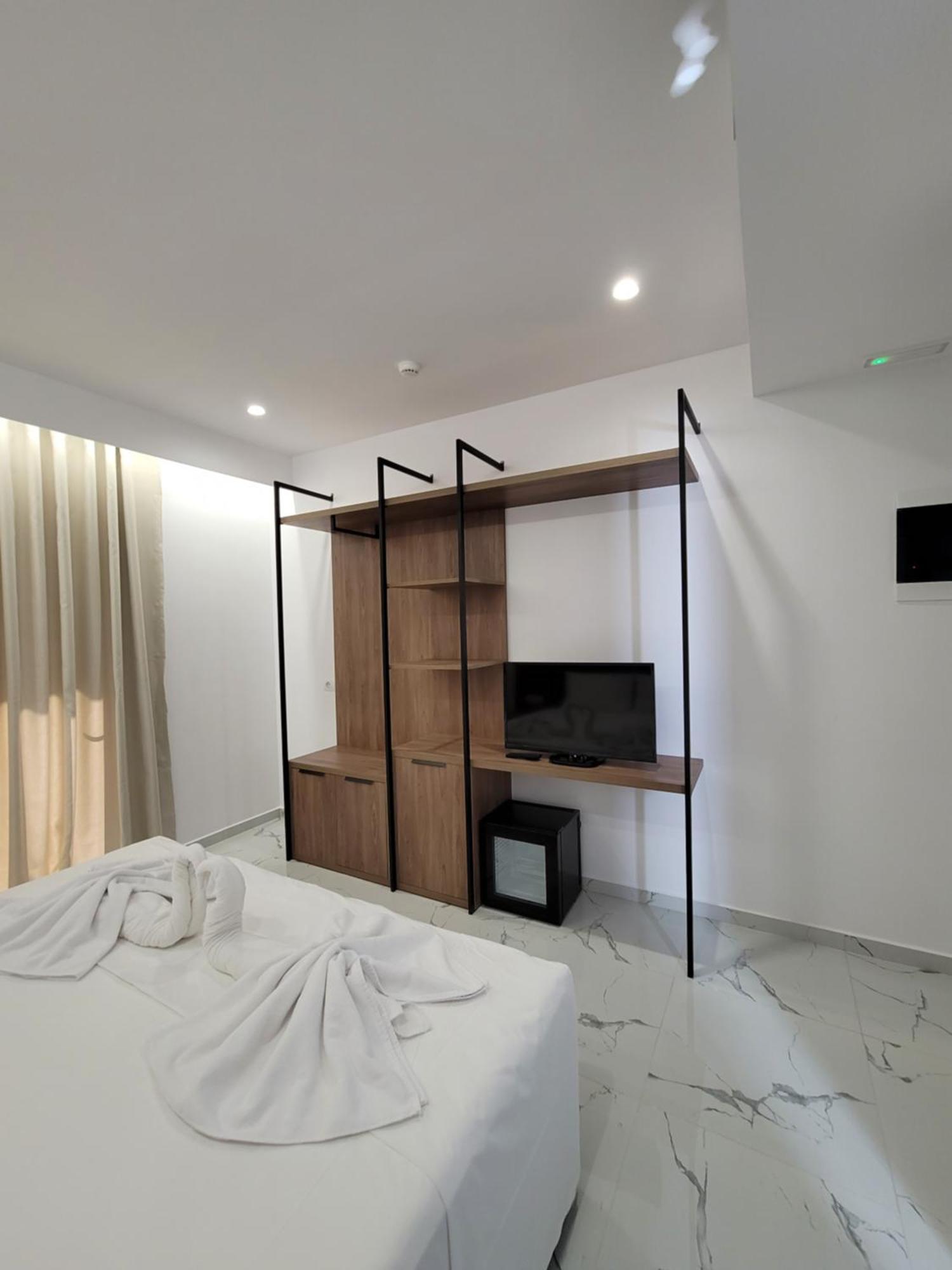 קסאמיל Prestige Hotel מראה חיצוני תמונה