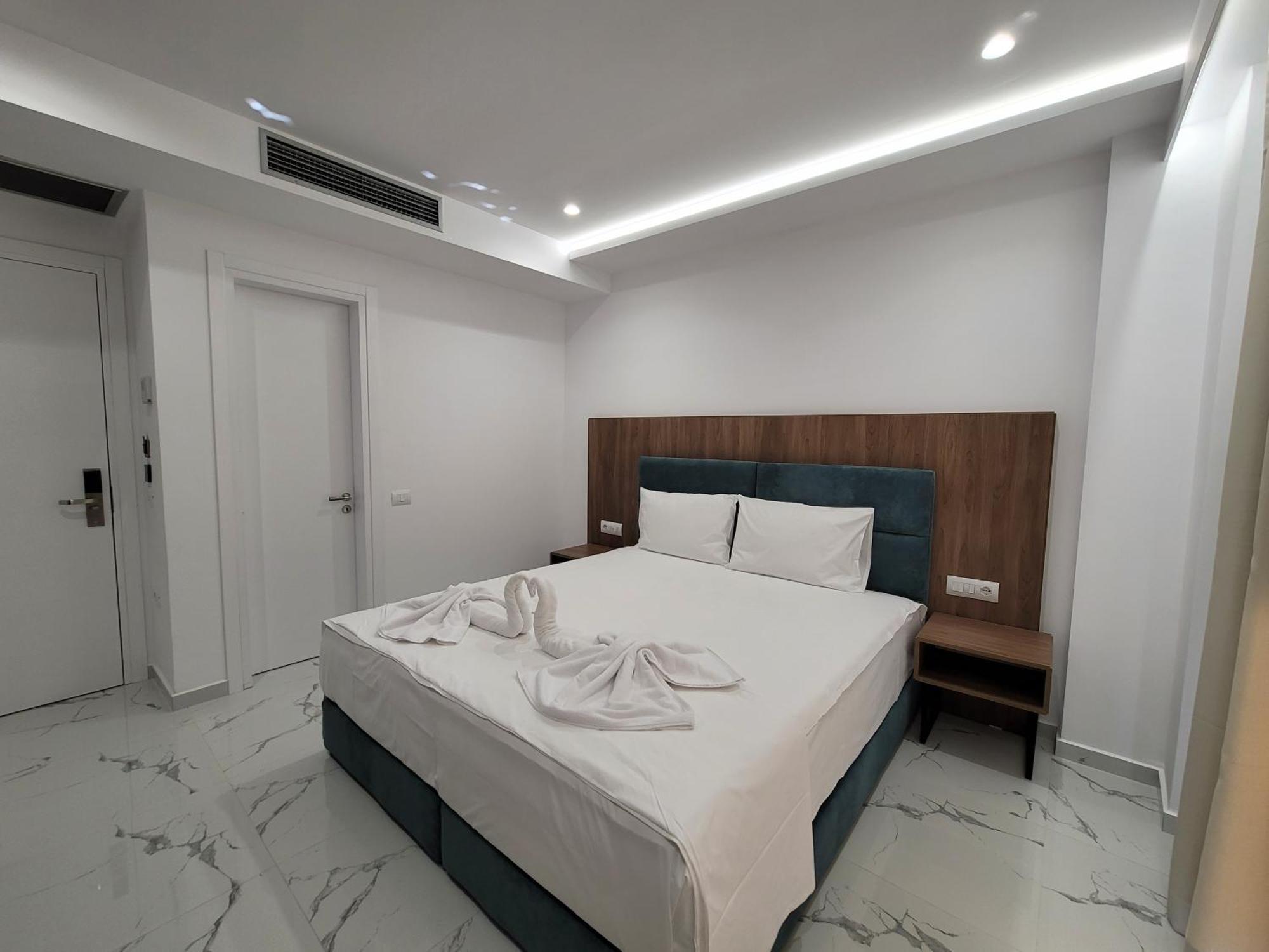 קסאמיל Prestige Hotel מראה חיצוני תמונה