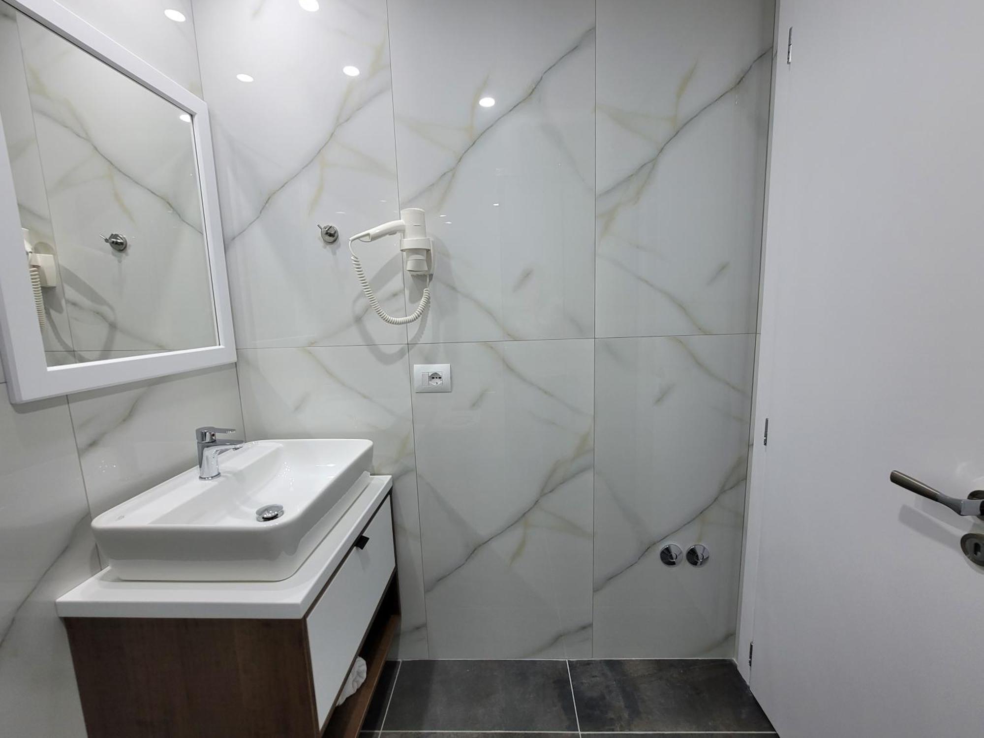 קסאמיל Prestige Hotel מראה חיצוני תמונה