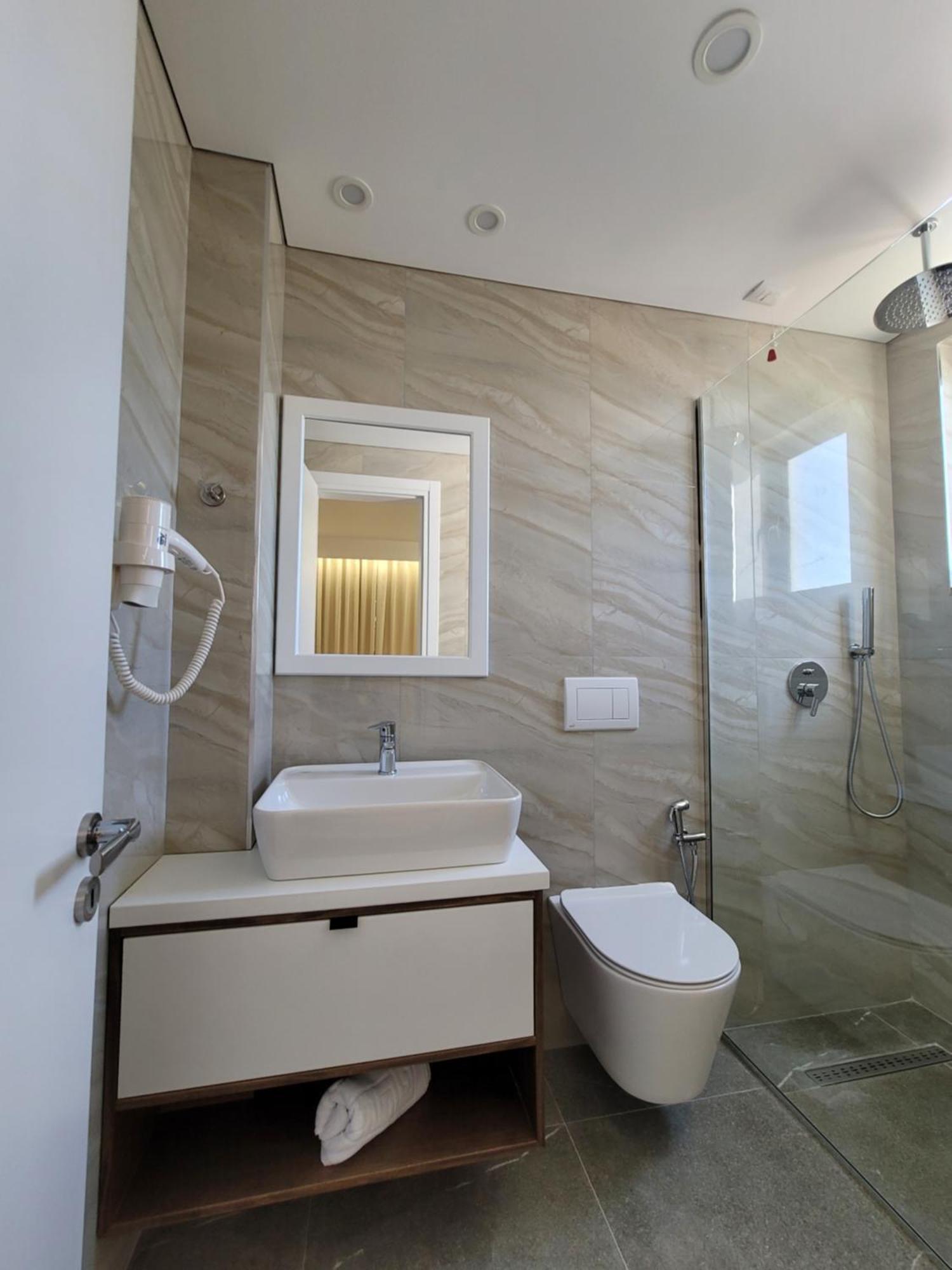 קסאמיל Prestige Hotel מראה חיצוני תמונה
