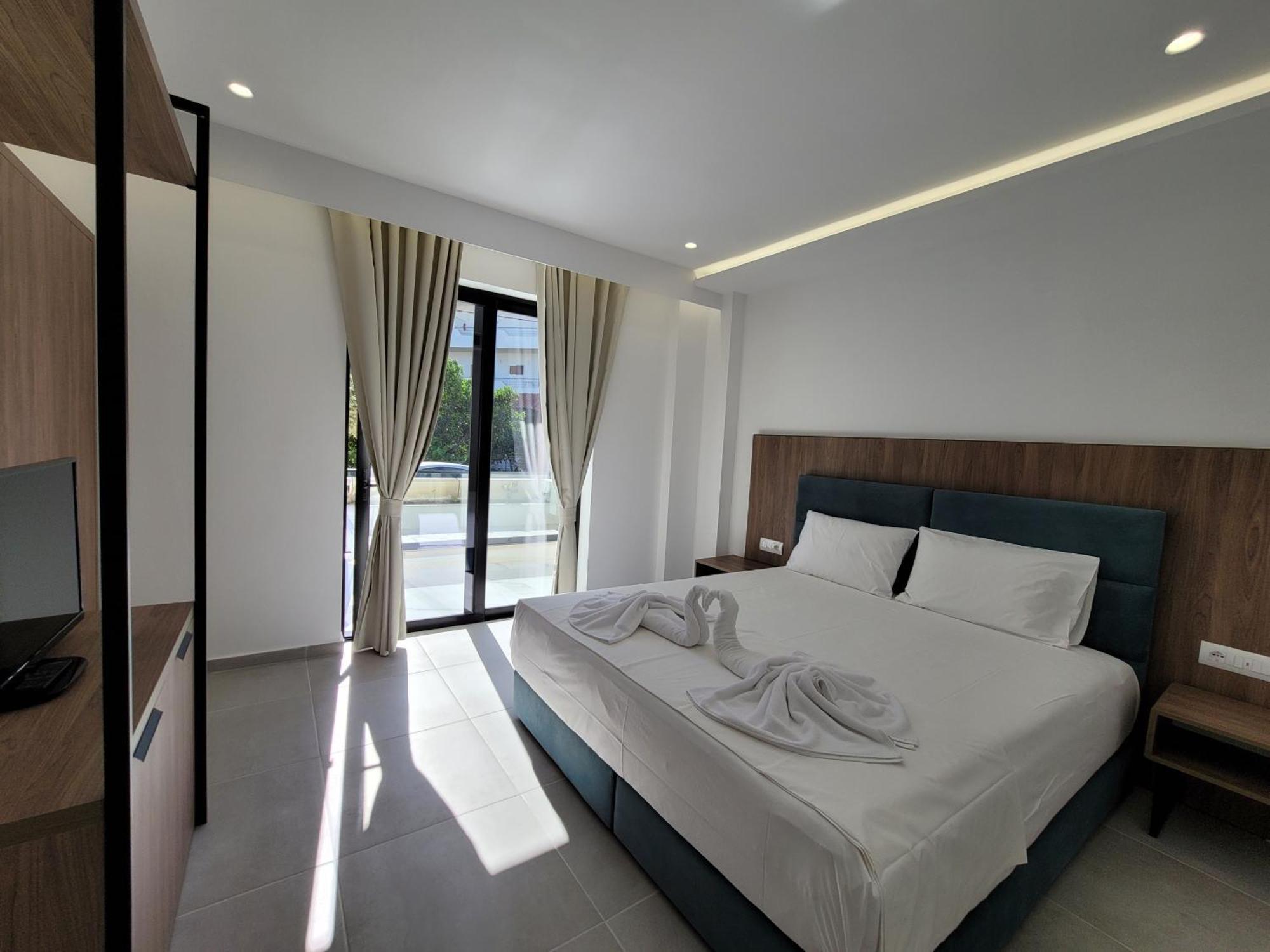 קסאמיל Prestige Hotel מראה חיצוני תמונה