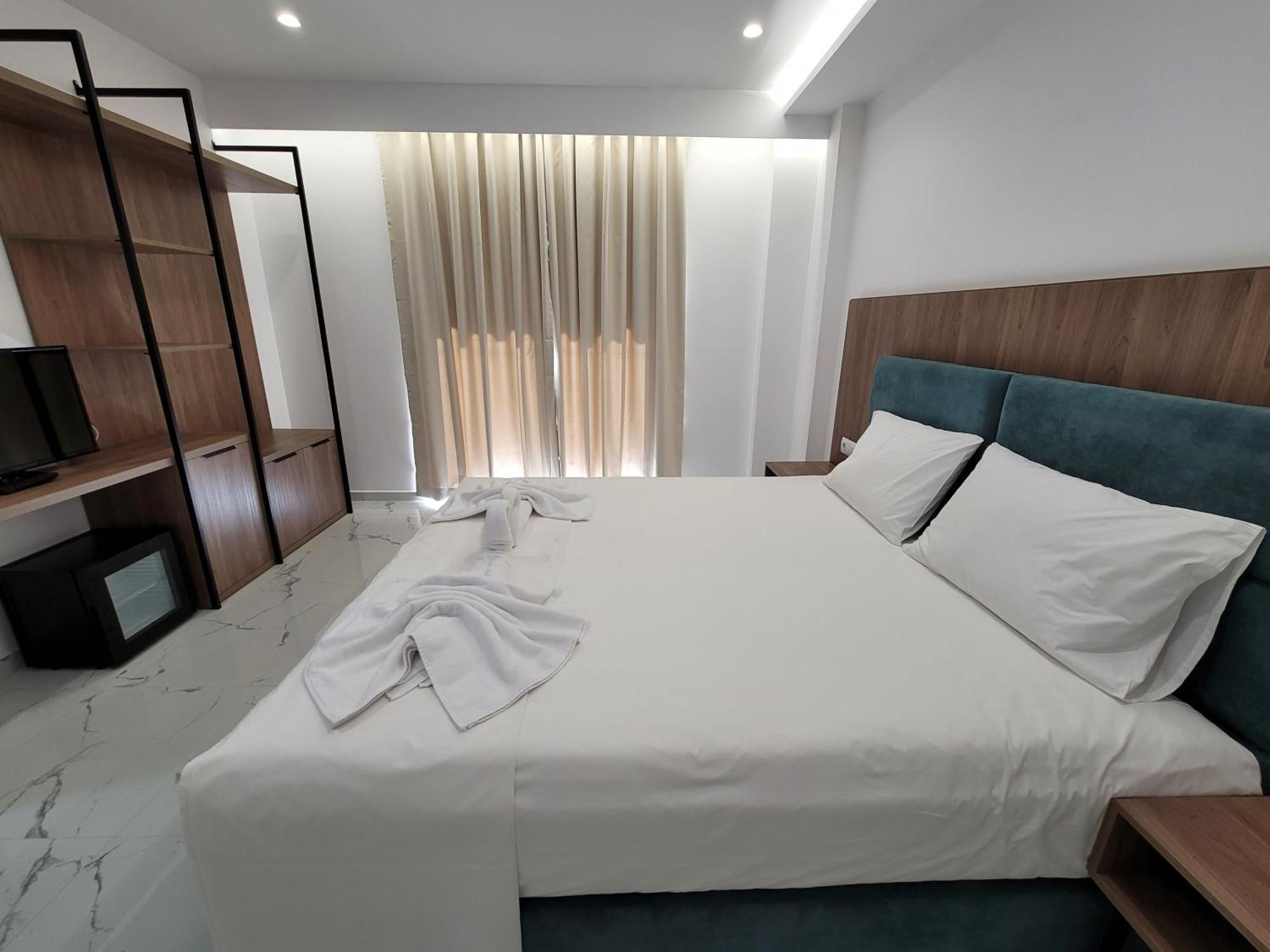 קסאמיל Prestige Hotel מראה חיצוני תמונה